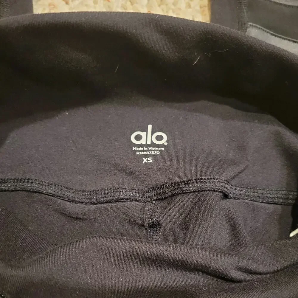 Alo Yoga Women’s High-Waist Mesh Black Moto Leggings Active Yoga Gym Size XS